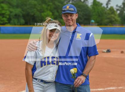 Thumbnail 3 in Klein Oak vs Klein photogallery.