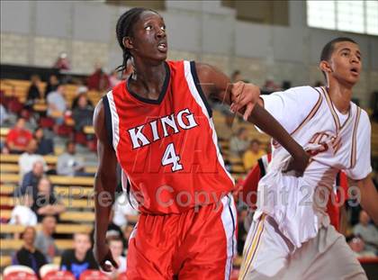 Thumbnail 3 in Ocean View vs. King (Nike Extravaganza) photogallery.