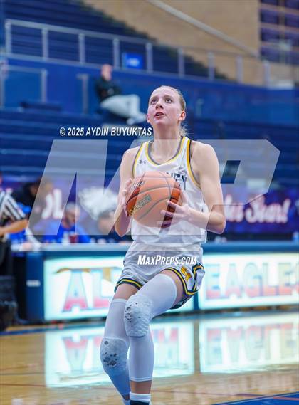 Thumbnail 2 in Wakeland vs. McKinney (Allen Hoopfest Basketball Tournament) photogallery.