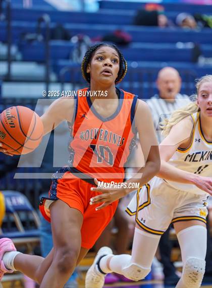 Thumbnail 1 in Wakeland vs. McKinney (Allen Hoopfest Basketball Tournament) photogallery.