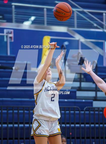 Thumbnail 1 in Wakeland vs. McKinney (Allen Hoopfest Basketball Tournament) photogallery.