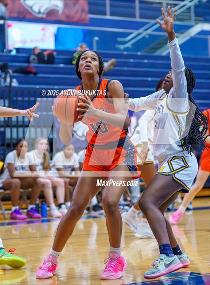 Thumbnail 1 in Wakeland vs. McKinney (Allen Hoopfest Basketball Tournament) photogallery.