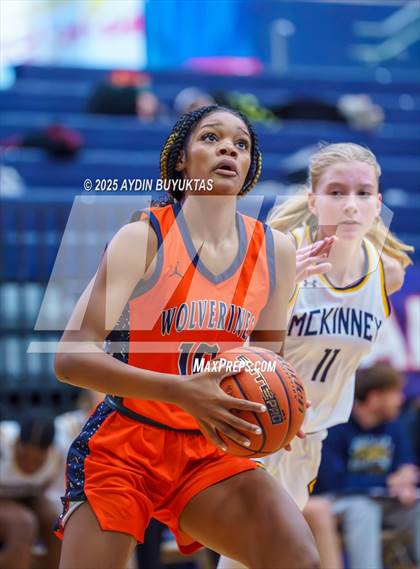Thumbnail 2 in Wakeland vs. McKinney (Allen Hoopfest Basketball Tournament) photogallery.