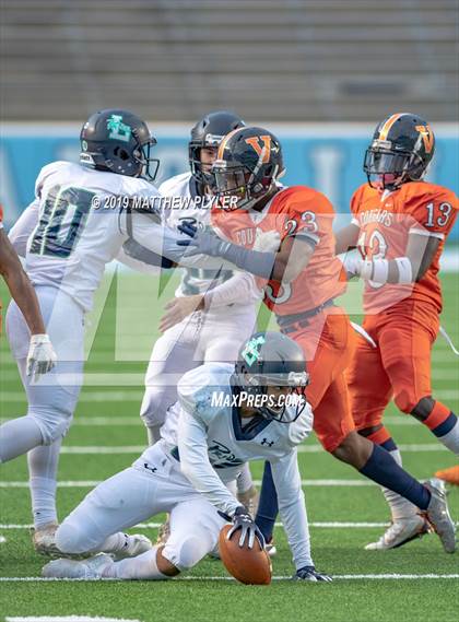 Thumbnail 2 in Leesville Road vs. Zebulon B. Vance (NCHSAA 4AA Final) photogallery.