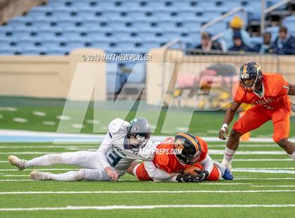 Thumbnail 2 in Leesville Road vs. Zebulon B. Vance (NCHSAA 4AA Final) photogallery.