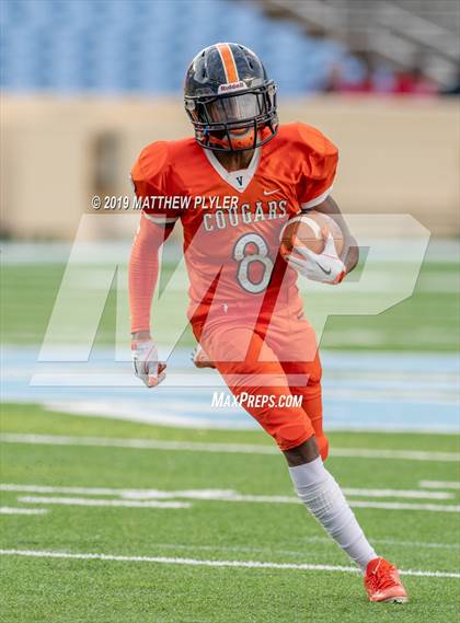 Thumbnail 2 in Leesville Road vs. Zebulon B. Vance (NCHSAA 4AA Final) photogallery.