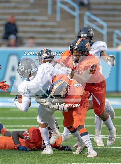 Thumbnail 2 in Leesville Road vs. Zebulon B. Vance (NCHSAA 4AA Final) photogallery.