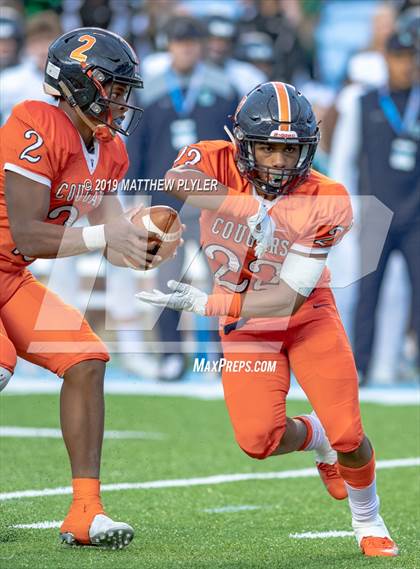 Thumbnail 3 in Leesville Road vs. Zebulon B. Vance (NCHSAA 4AA Final) photogallery.