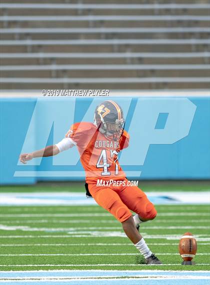 Thumbnail 3 in Leesville Road vs. Zebulon B. Vance (NCHSAA 4AA Final) photogallery.