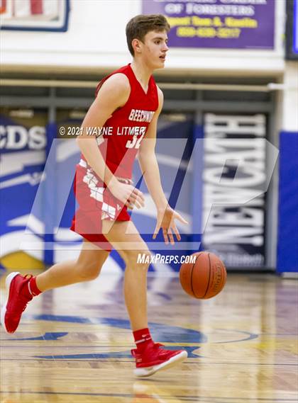 Thumbnail 1 in Beechwood @ Newport Central Catholic photogallery.