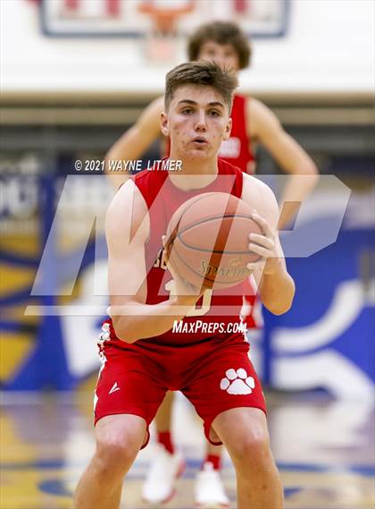 Thumbnail 1 in Beechwood @ Newport Central Catholic photogallery.