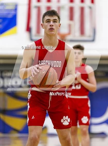 Thumbnail 2 in Beechwood @ Newport Central Catholic photogallery.