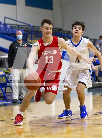 Thumbnail 3 in Beechwood @ Newport Central Catholic photogallery.