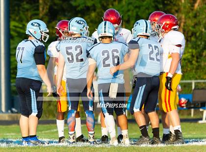 Thumbnail 2 in North Catholic @ Burrell photogallery.