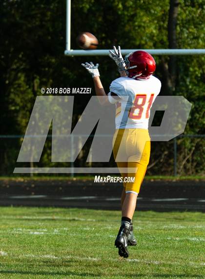 Thumbnail 2 in North Catholic @ Burrell photogallery.