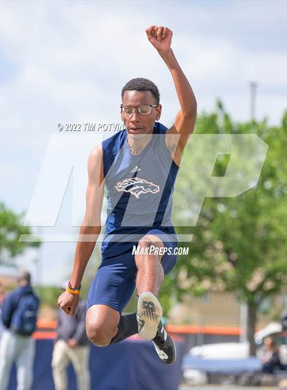 Thumbnail 3 in Roosevelt Invitational photogallery.