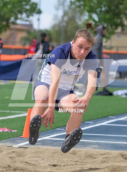 Thumbnail 3 in Roosevelt Invitational photogallery.