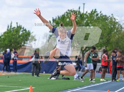Thumbnail 1 in Roosevelt Invitational photogallery.