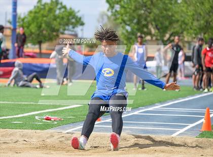 Thumbnail 2 in Roosevelt Invitational photogallery.