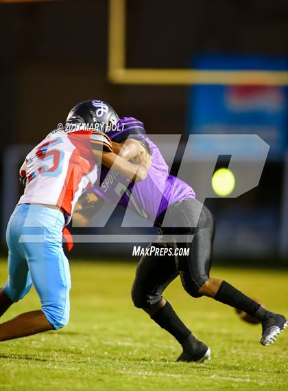 Thumbnail 2 in King vs. Spoto photogallery.