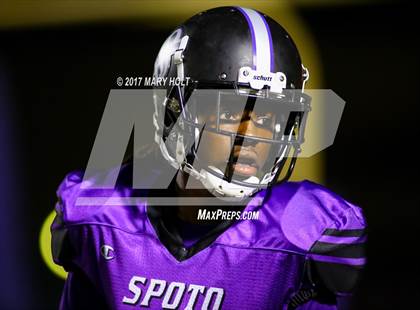 Thumbnail 2 in King vs. Spoto photogallery.