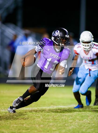 Thumbnail 2 in King vs. Spoto photogallery.
