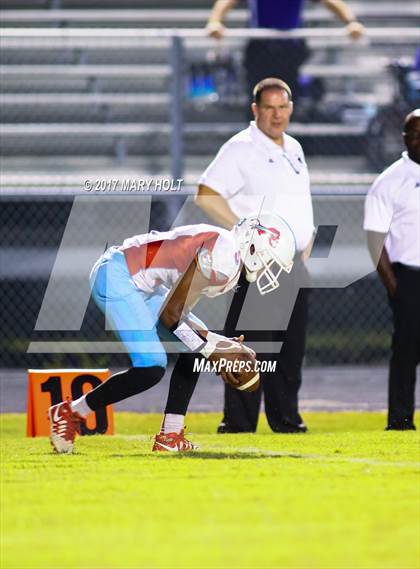 Thumbnail 3 in King vs. Spoto photogallery.