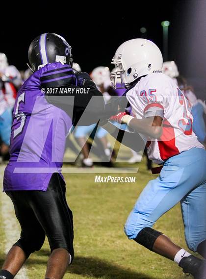 Thumbnail 2 in King vs. Spoto photogallery.