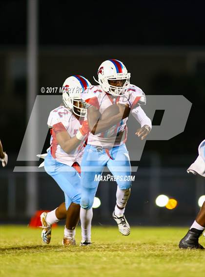 Thumbnail 3 in King vs. Spoto photogallery.