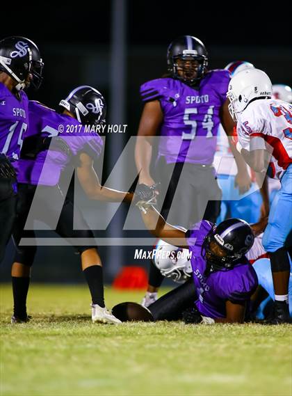 Thumbnail 2 in King vs. Spoto photogallery.