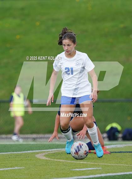 Thumbnail 1 in Midland @ Stoney Creek photogallery.