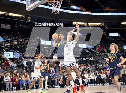 Thumbnail 3 in Campbell Hall vs. Brentwood School (Trinity Mission League Showcase) photogallery.