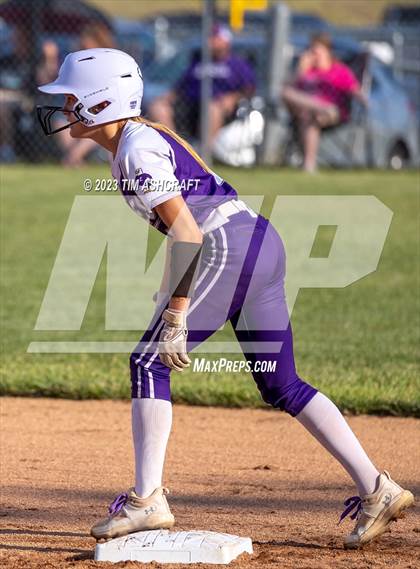 Thumbnail 2 in Rising Sun @ Lanesville (IHSAA 1A Regional Championship) photogallery.