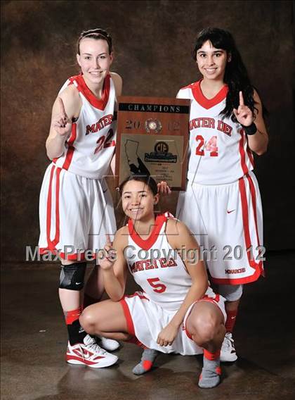 Thumbnail 2 in Mater Dei (CIF SS D1A Final - Award Photos) photogallery.