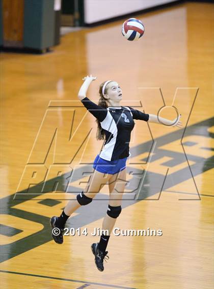 Thumbnail 3 in Geneva vs Glenbard West (Hilltopper Invite) photogallery.
