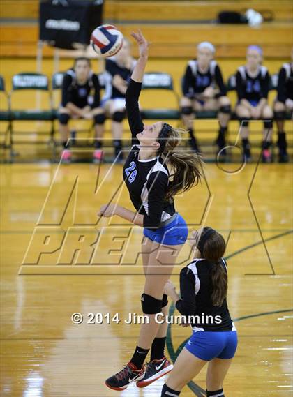 Thumbnail 3 in Geneva vs Glenbard West (Hilltopper Invite) photogallery.