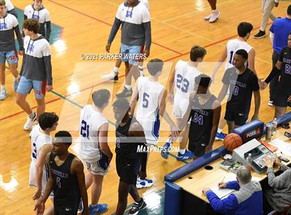 Thumbnail 1 in Jesuit vs Hahnville (Country Day Classic) photogallery.