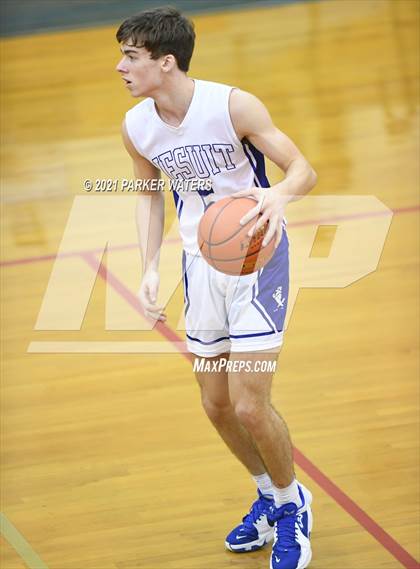 Thumbnail 2 in Jesuit vs Hahnville (Country Day Classic) photogallery.