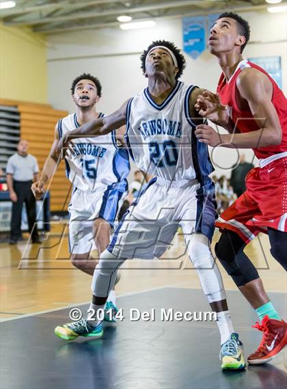Thumbnail 3 in East Bay @ Newsome photogallery.
