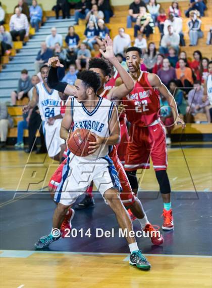 Thumbnail 1 in East Bay @ Newsome photogallery.