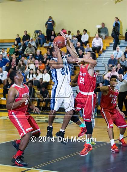 Thumbnail 2 in East Bay @ Newsome photogallery.