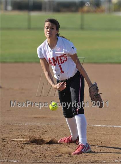 Thumbnail 1 in Lodi vs. Vacaville (Victory Pre-Season T.O.C.) photogallery.