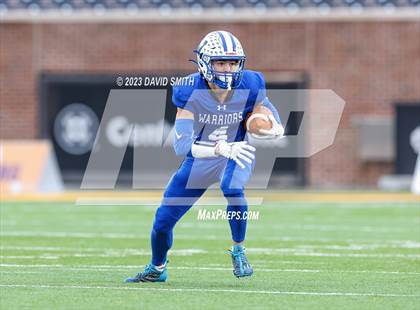 Thumbnail 1 in Valle Catholic vs. Lamar (MSHSAA Class 2 Championship) photogallery.