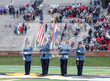 Thumbnail 2 in Valle Catholic vs. Lamar (MSHSAA Class 2 Championship) photogallery.