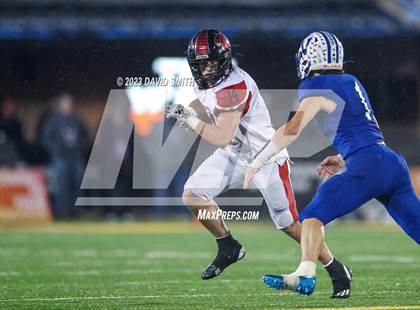 Thumbnail 1 in Valle Catholic vs. Lamar (MSHSAA Class 2 Championship) photogallery.