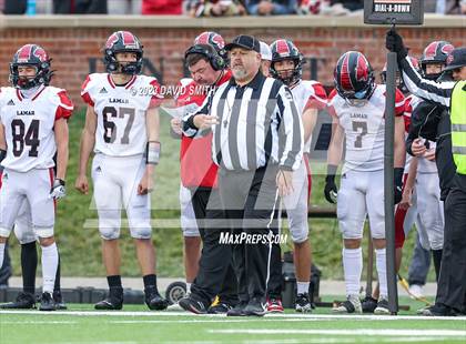 Thumbnail 1 in Valle Catholic vs. Lamar (MSHSAA Class 2 Championship) photogallery.