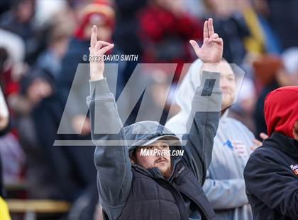 Thumbnail 3 in Valle Catholic vs. Lamar (MSHSAA Class 2 Championship) photogallery.
