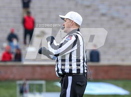 Thumbnail 3 in Valle Catholic vs. Lamar (MSHSAA Class 2 Championship) photogallery.
