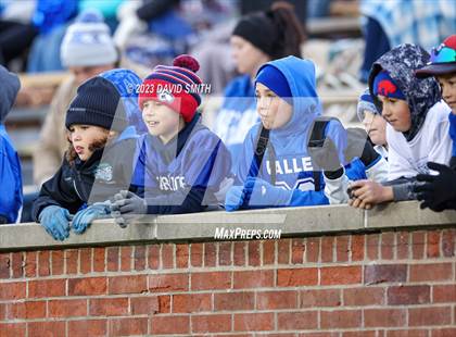 Thumbnail 3 in Valle Catholic vs. Lamar (MSHSAA Class 2 Championship) photogallery.