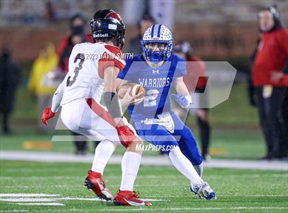 Thumbnail 1 in Valle Catholic vs. Lamar (MSHSAA Class 2 Championship) photogallery.